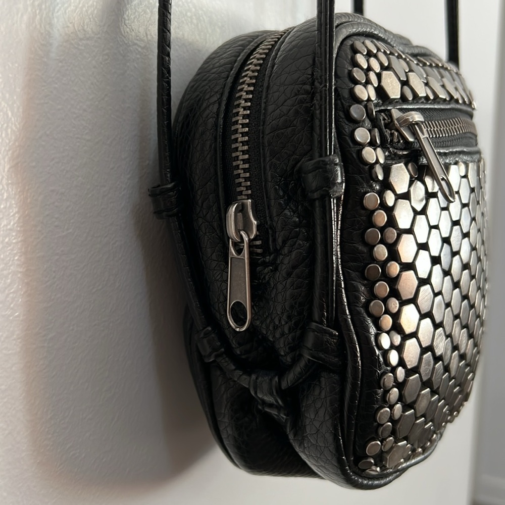 Deena & Ozzy Crossbody - Picture 3 of 6